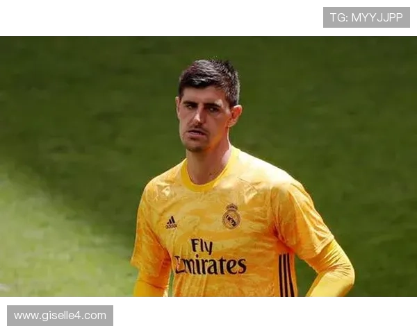 库尔图瓦2025赛季数据表现稳健，扑救成功率与关键场次发挥持续提升