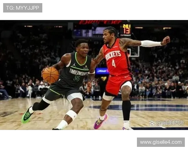 杰伦·格林突破能力提升助火箭拉开比分差距明显